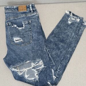 American Eagle Outfitters Distressed Blue Jeans